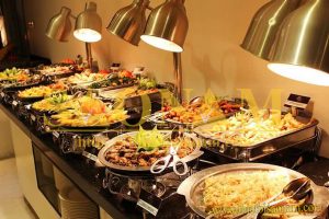 Đèn hâm nóng buffet giúp bảo quản thức ănâm Thức Ăn