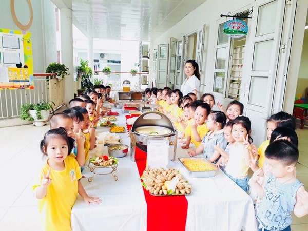 Dụng cụ tiệc buffet Dụng cụ tiệc buffet