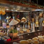 Đèn hâm nóng thức ăn buffet giúp đuổi côn trùng