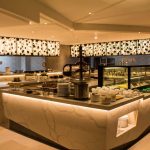 Kích thước quầy buffet tiêu chuẩn - kệ trang trí buffet